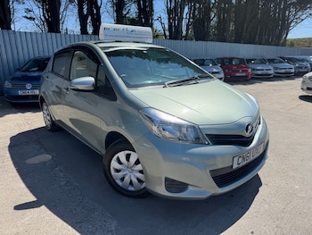 Used Toyota Vitz 2012 for sale - 75627686: Photo
