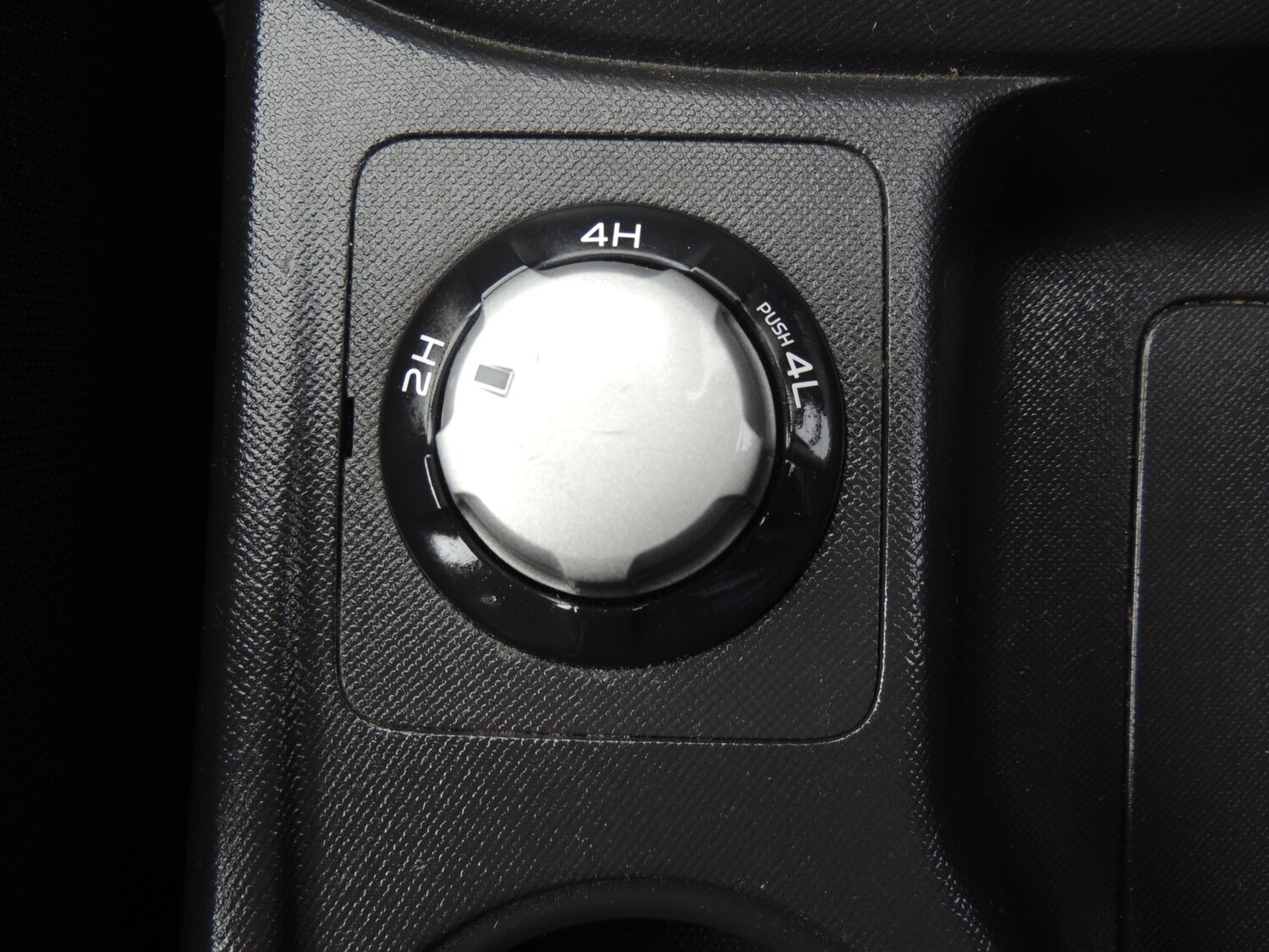 Used Isuzu D-Max 2014 for sale - 76574218: Photo 24