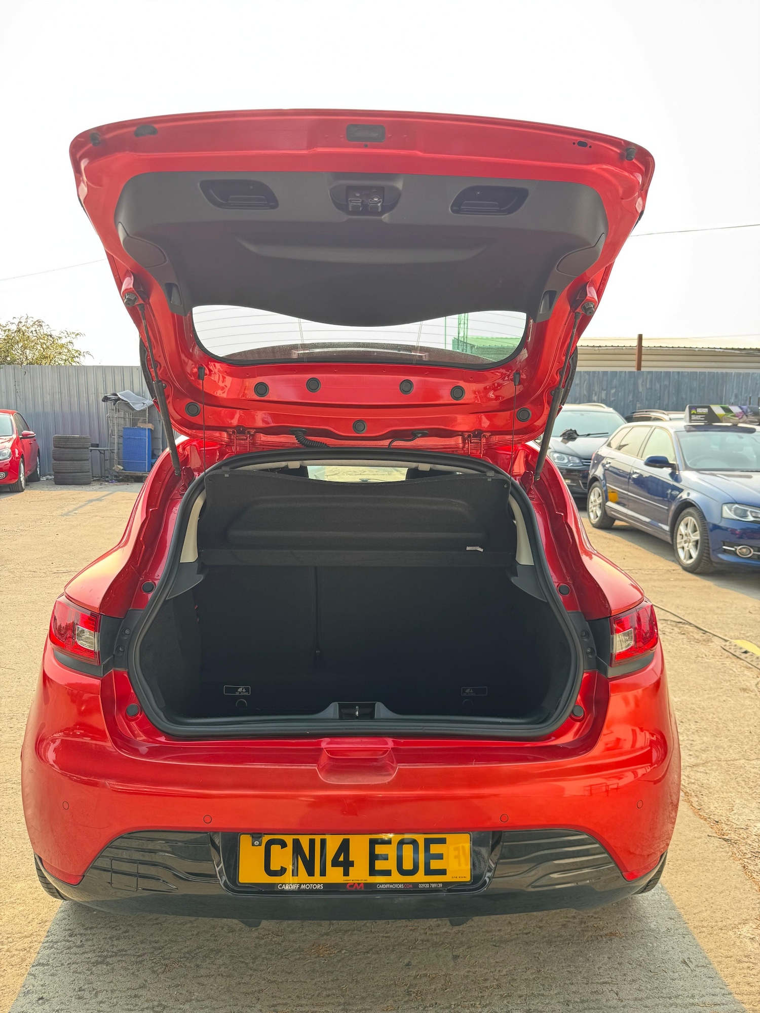 Used Renault Clio 2014 for sale - 76055591: Photo 11