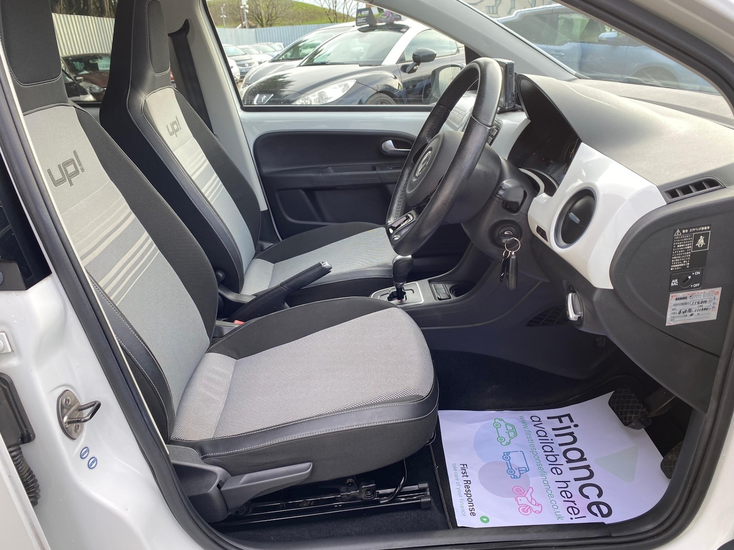 Used Volkswagen up! 2026 for sale - 78215490: Photo 14