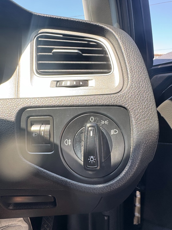Used Volkswagen Golf 2013 for sale - 76253422: Photo 23