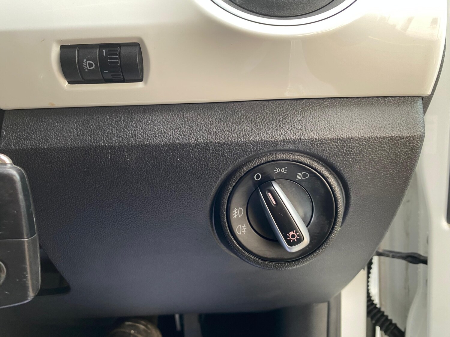 Used Volkswagen up! 2013 for sale - 77587844: Photo 22