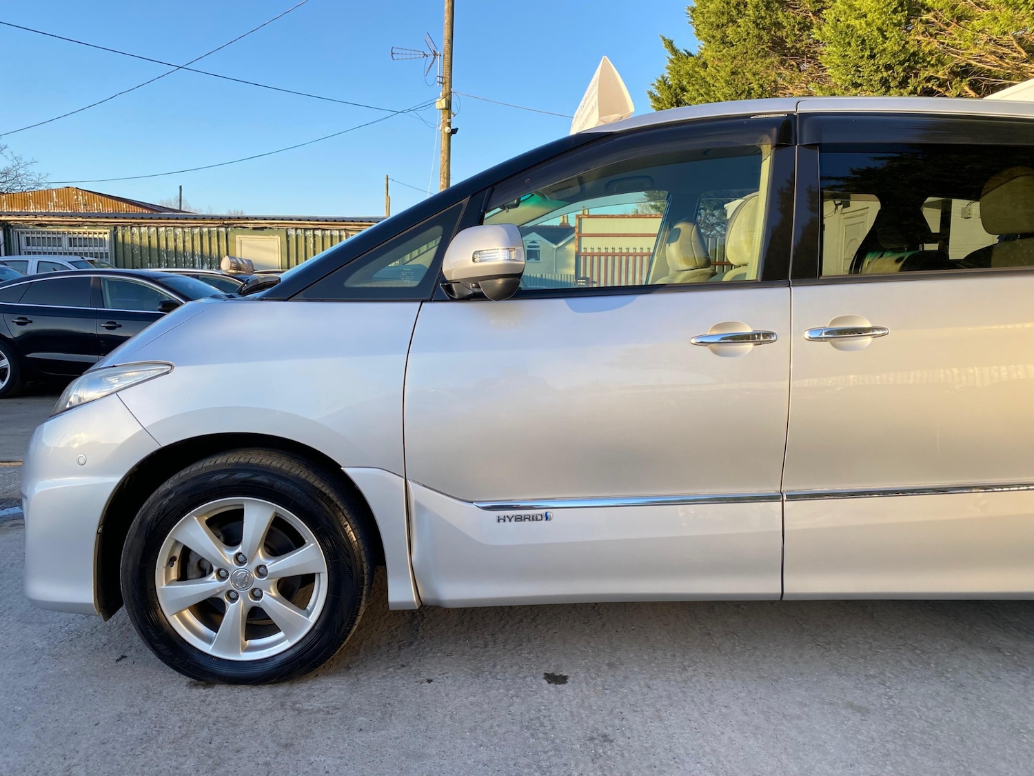 Used Toyota Estima 2012 for sale - 77825775: Photo 8