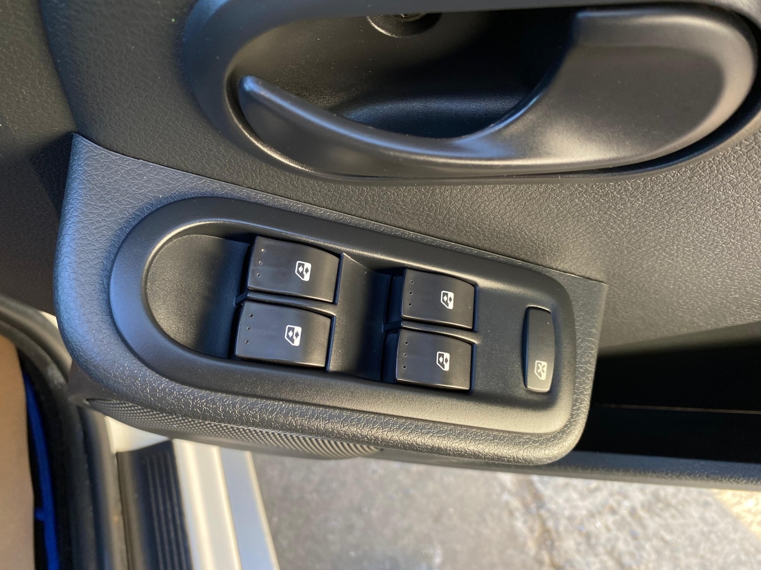 Used Dacia Duster 2014 for sale - 77092129: Photo 24