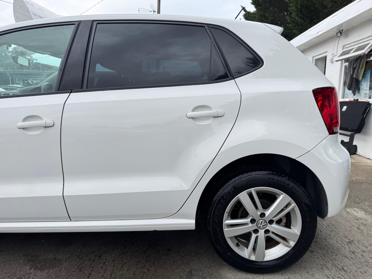 Used Volkswagen Polo 2013 for sale - 76097119: Photo 9