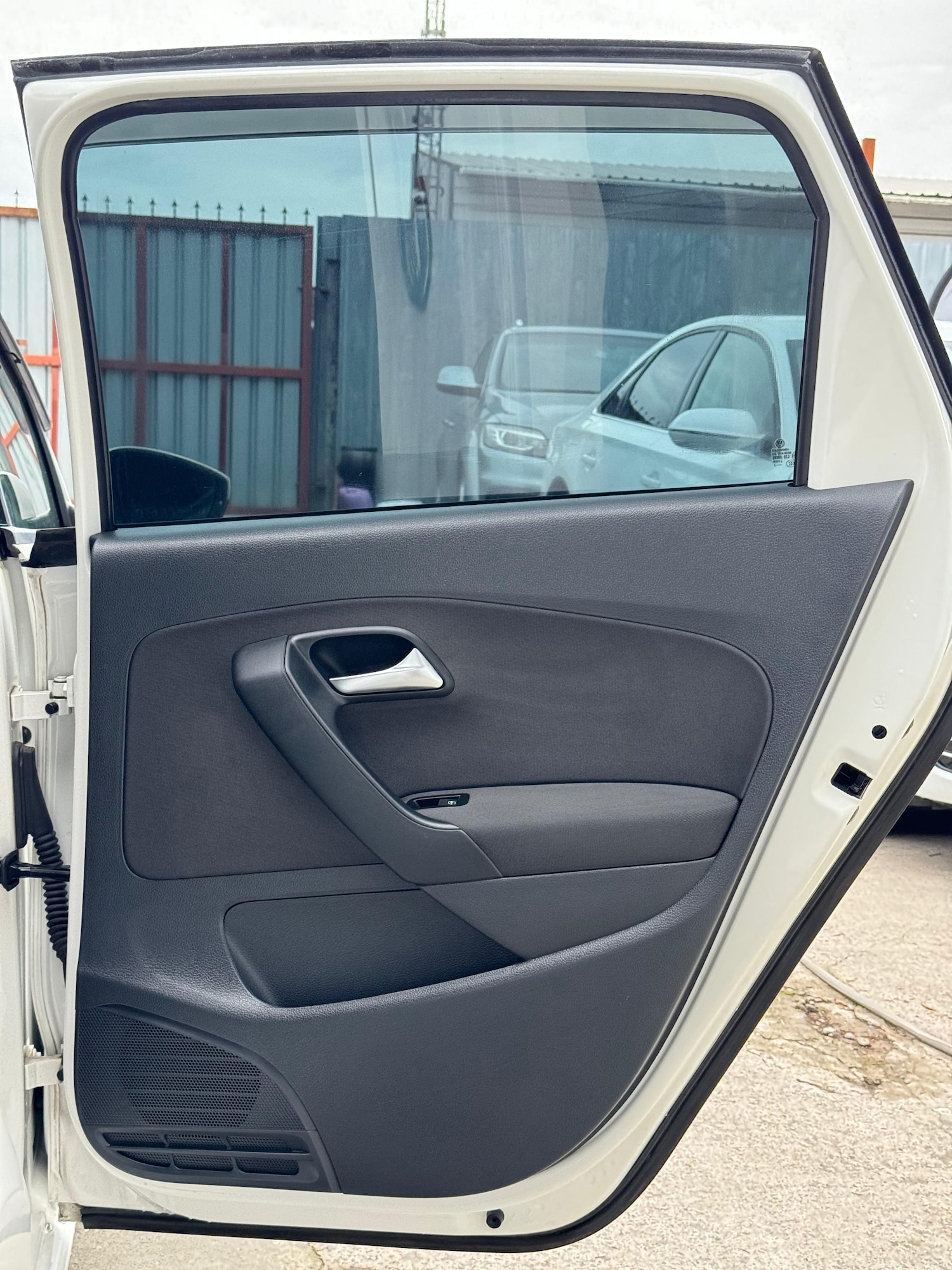 Used Volkswagen Polo 2013 for sale - 76998845: Photo 28