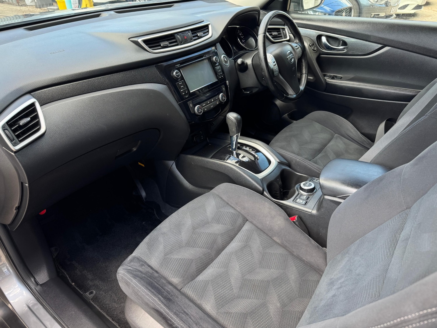 Used Nissan X-Trail 2014 for sale - 77082348: Photo 30