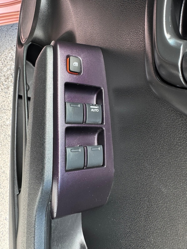 Used Honda Fit 2010 for sale - 76253471: Photo 23