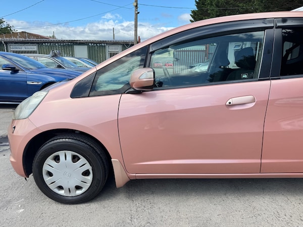 Used Honda Fit 2010 for sale - 76253471: Photo 6