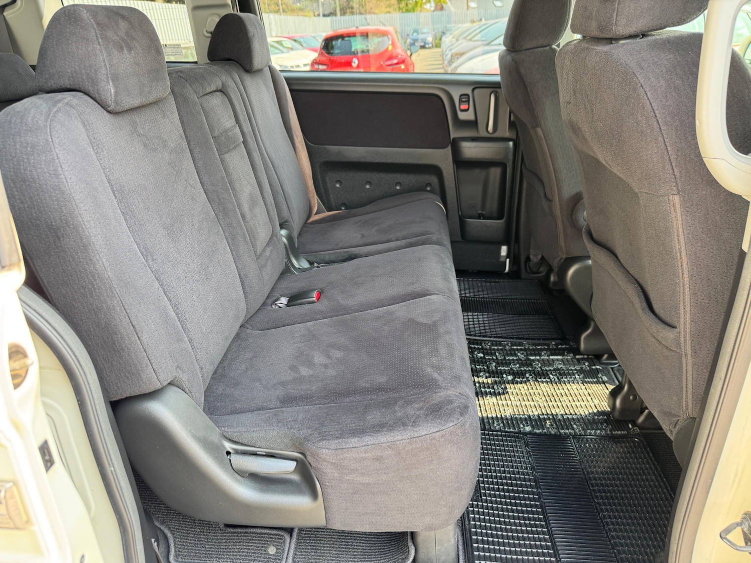 Used Honda Stepwagon 2025 for sale - 77138435: Photo 16