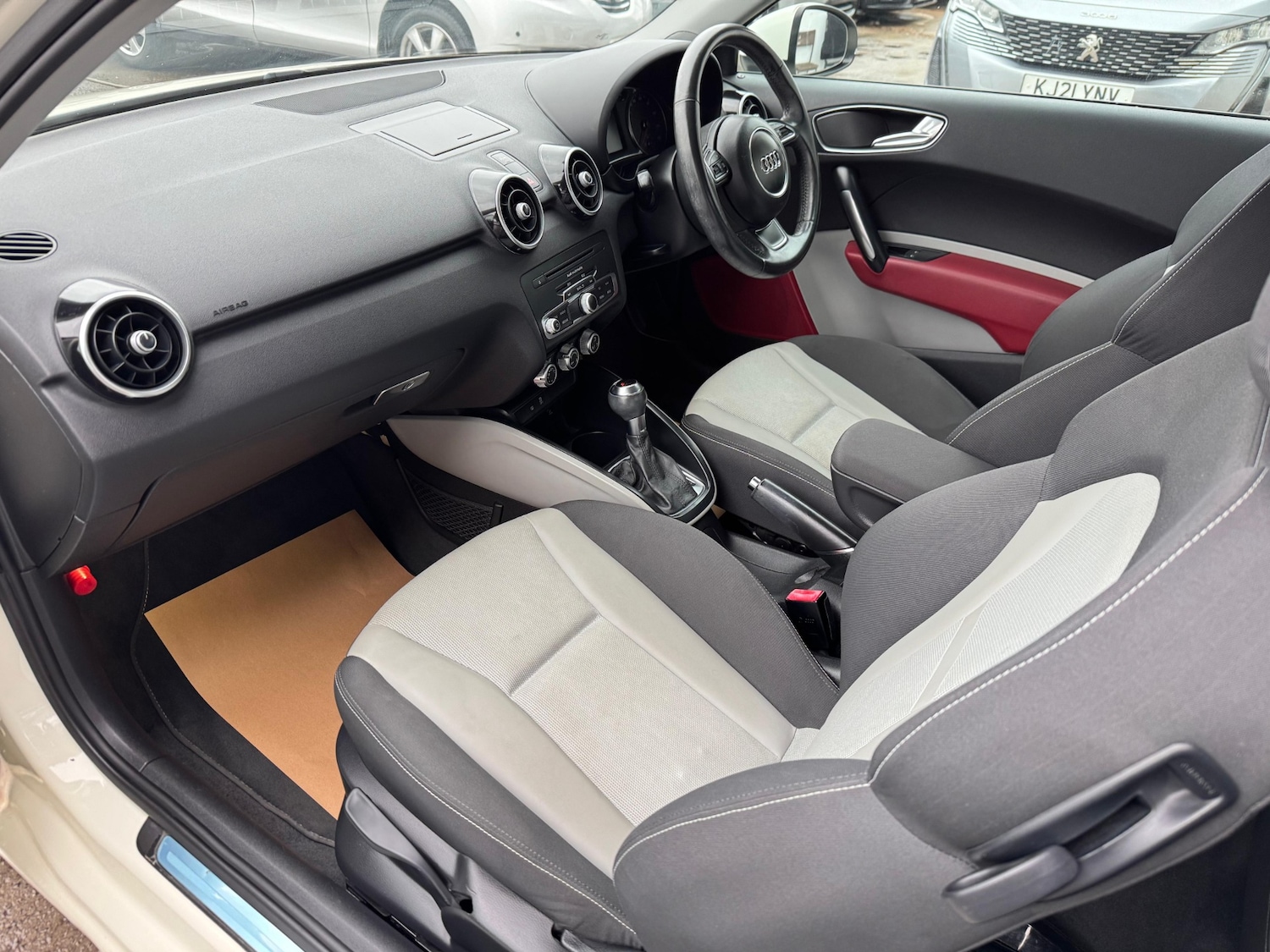 Used Audi A1 2011 for sale - 76101847: Photo 30