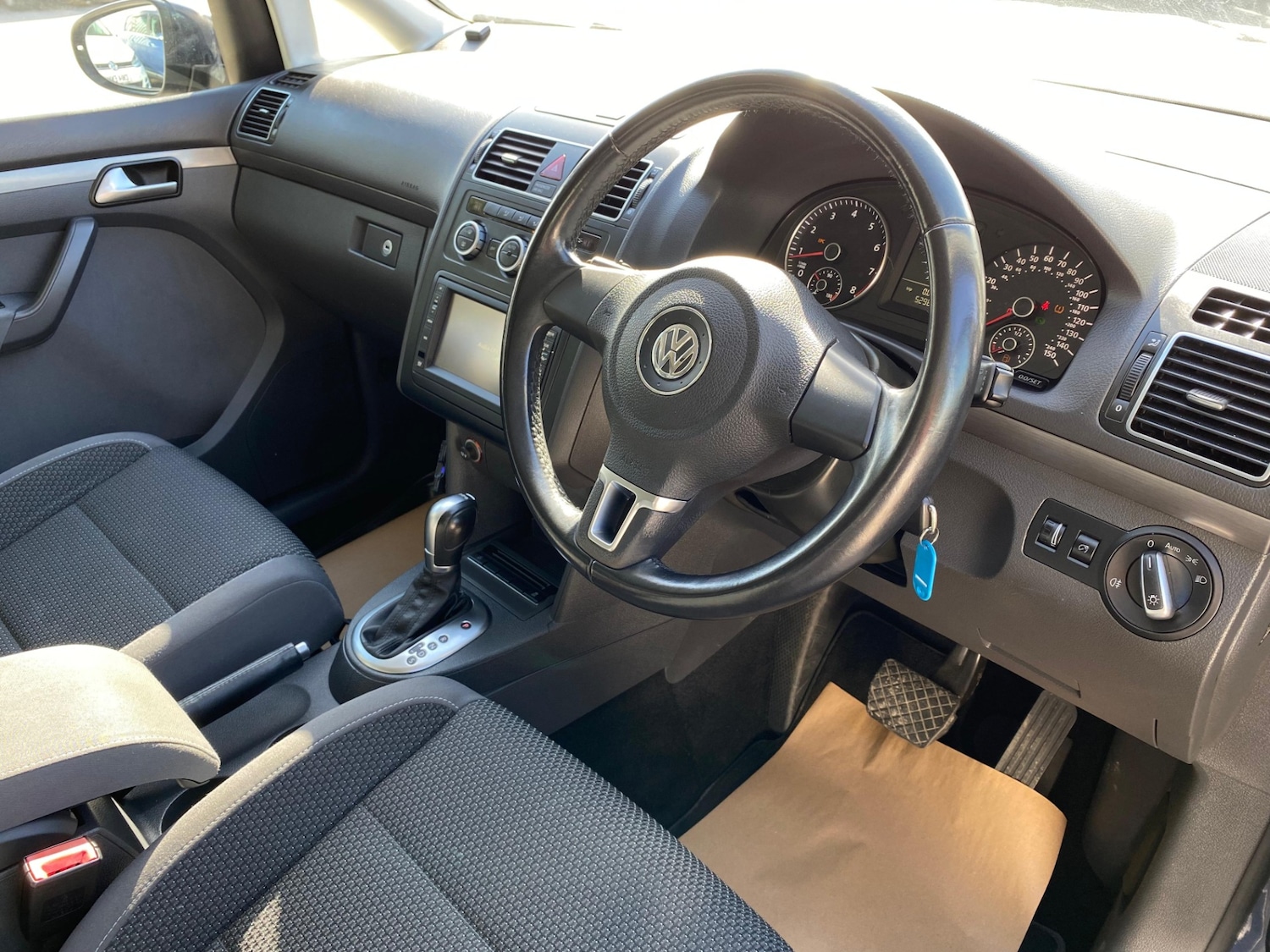 Used Volkswagen Touran 2015 for sale - 78073719: Photo 14