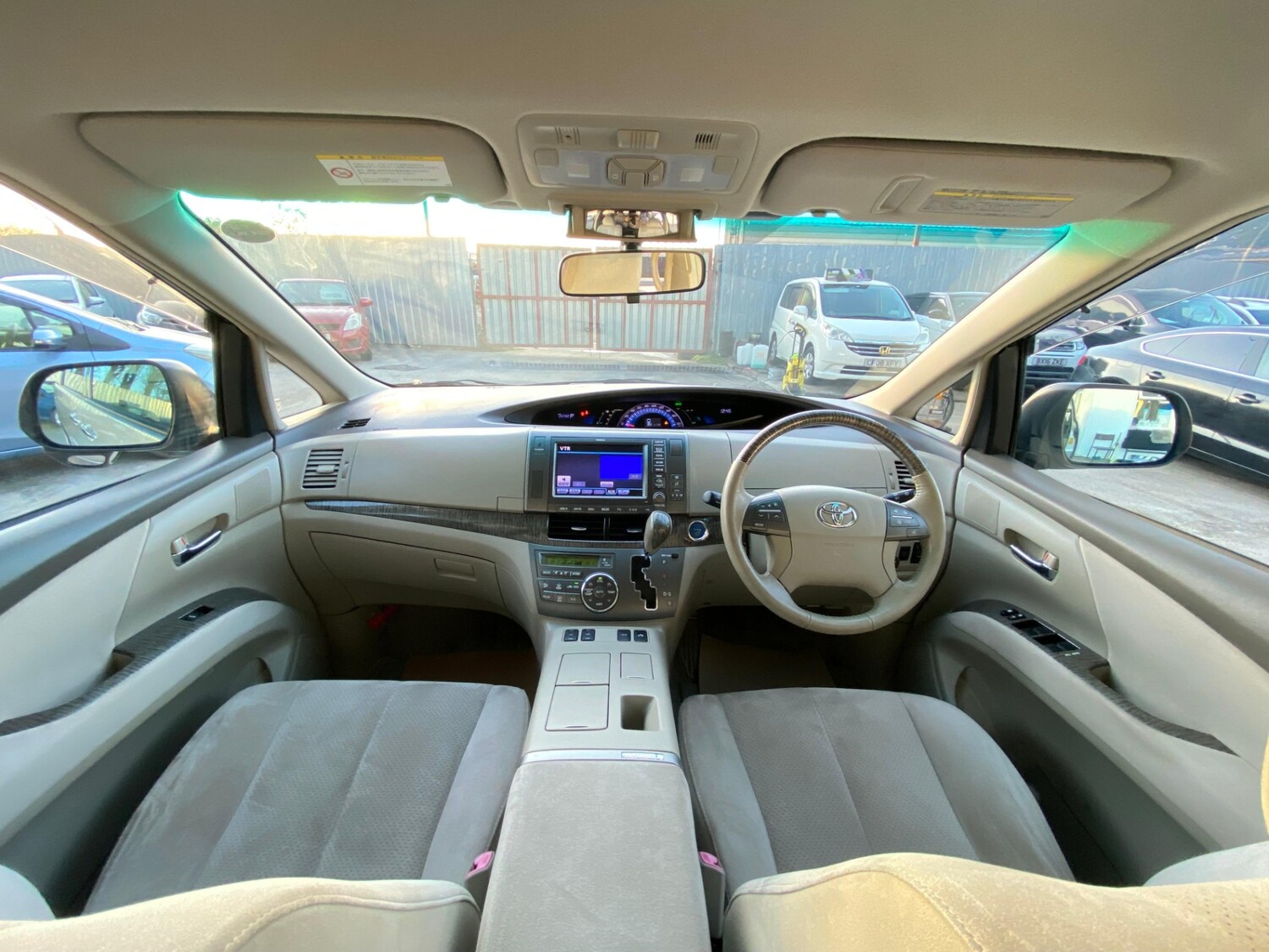 Used Toyota Estima 2025 for sale - 77599770: Photo 18