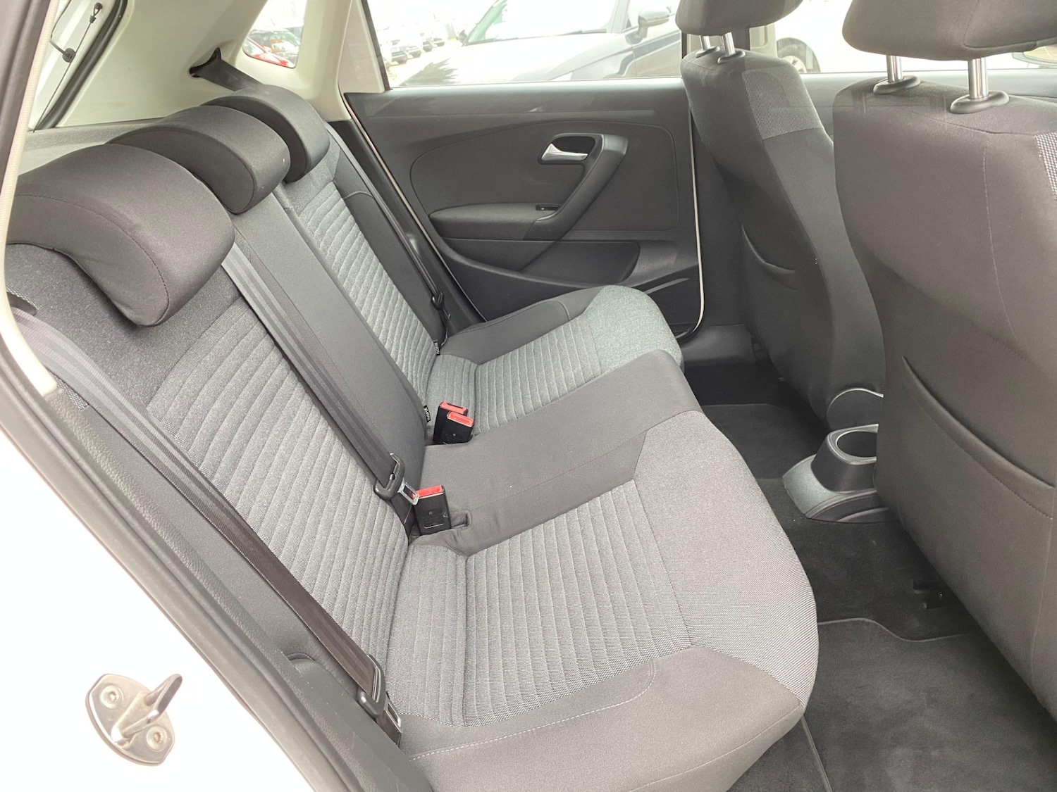 Used Volkswagen Polo 2010 for sale - 76856204: Photo 15