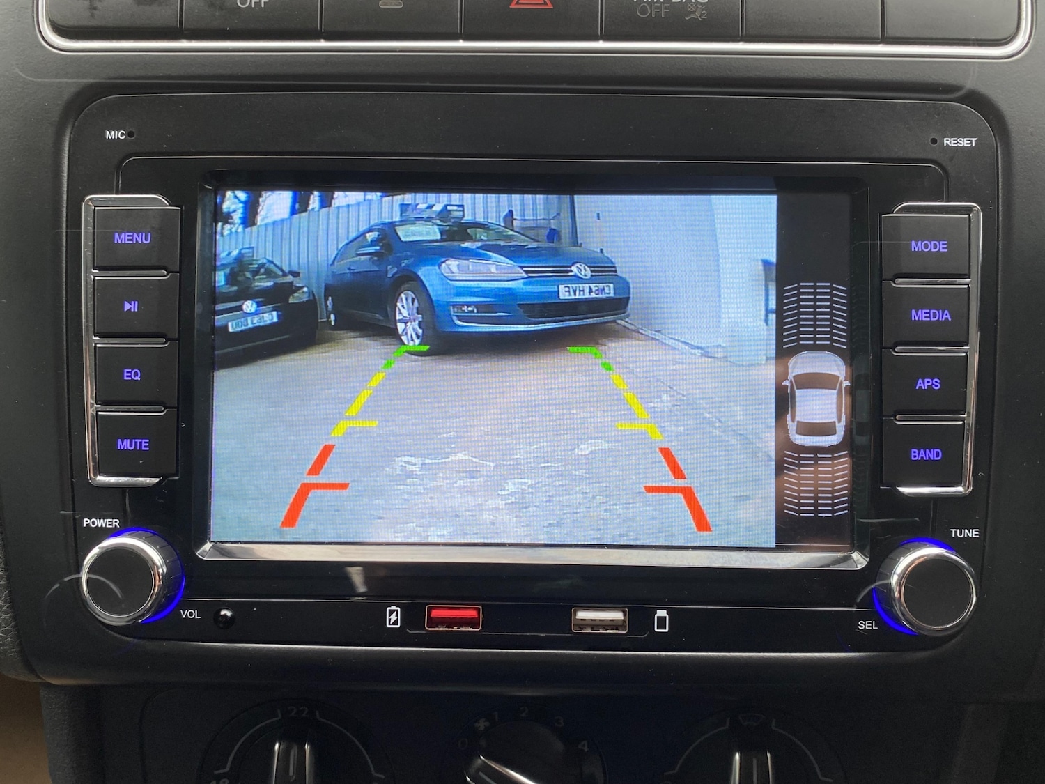 Used Volkswagen Polo 2010 for sale - 76856204: Photo 21