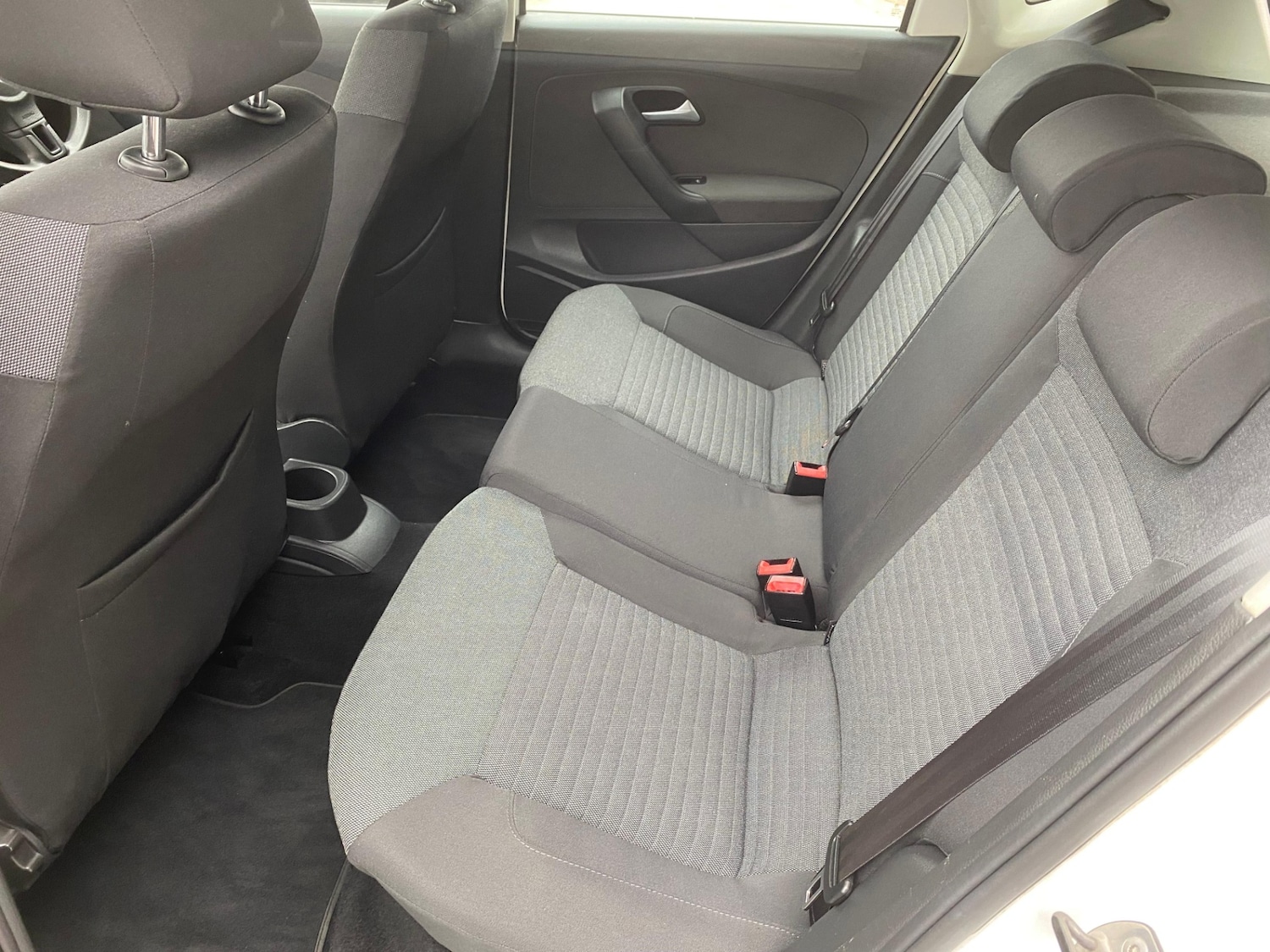 Used Volkswagen Polo 2010 for sale - 76856204: Photo 30