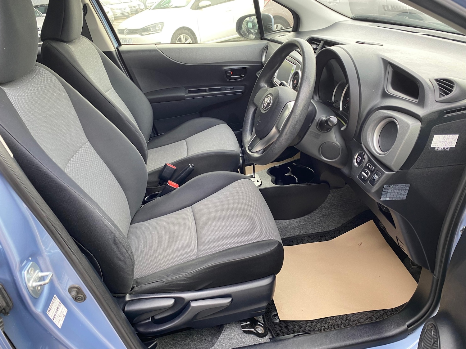 Used Toyota Vitz 2025 for sale - 76853868: Photo 13