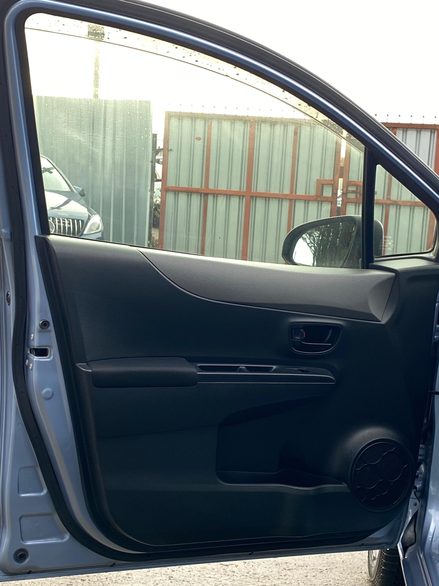 Used Toyota Vitz 2025 for sale - 76853868: Photo 27