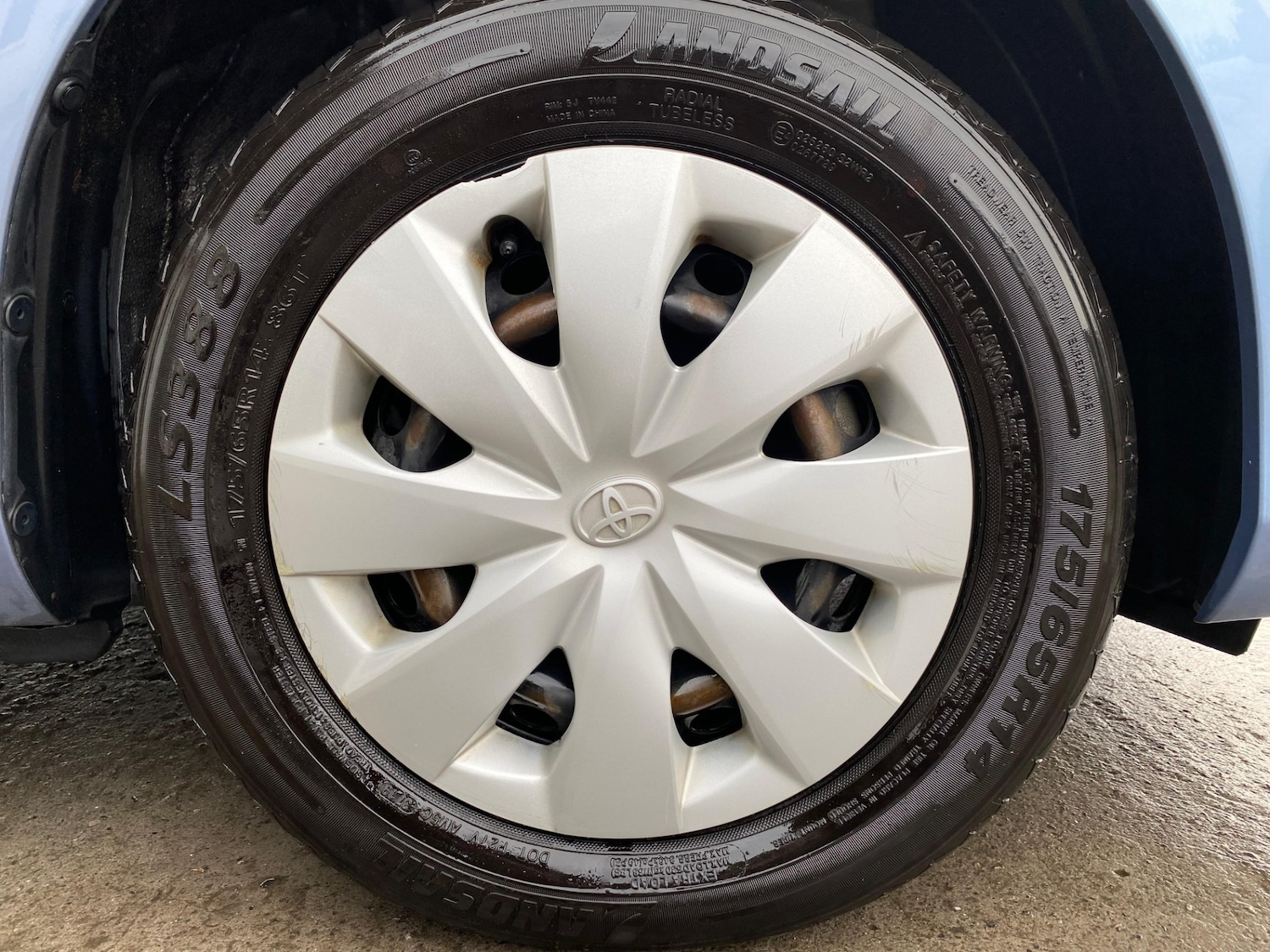 Used Toyota Vitz 2025 for sale - 76853868: Photo 32