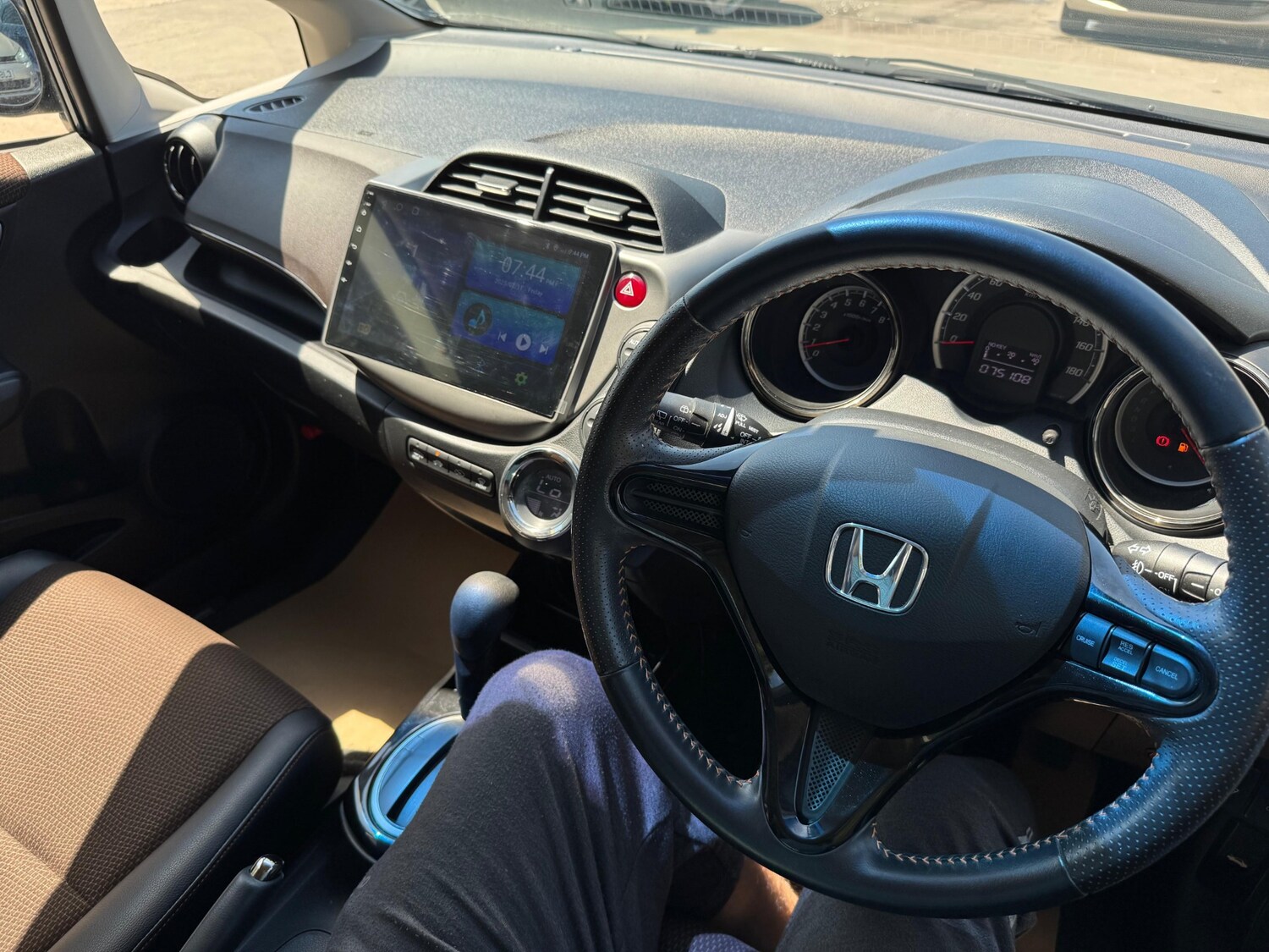 Used Honda Fit 2012 for sale - 76743654: Photo 17
