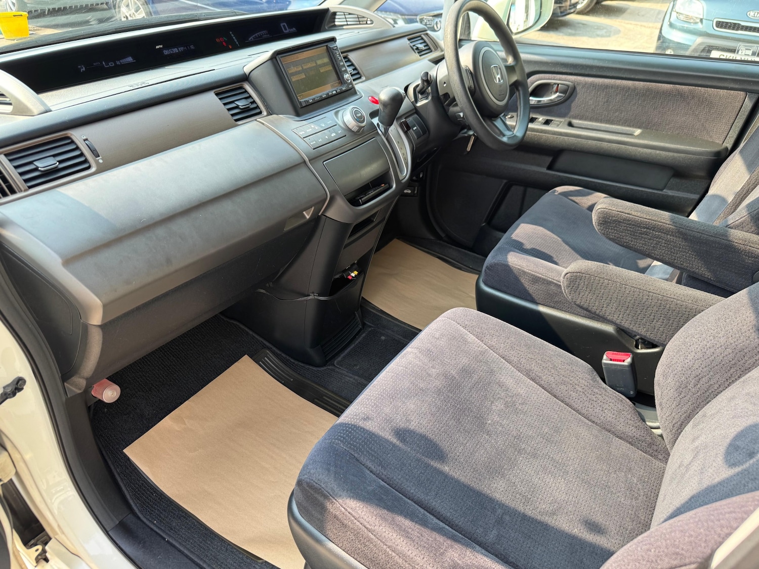 Used Honda Stepwagon 2025 for sale - 77307035: Photo 32