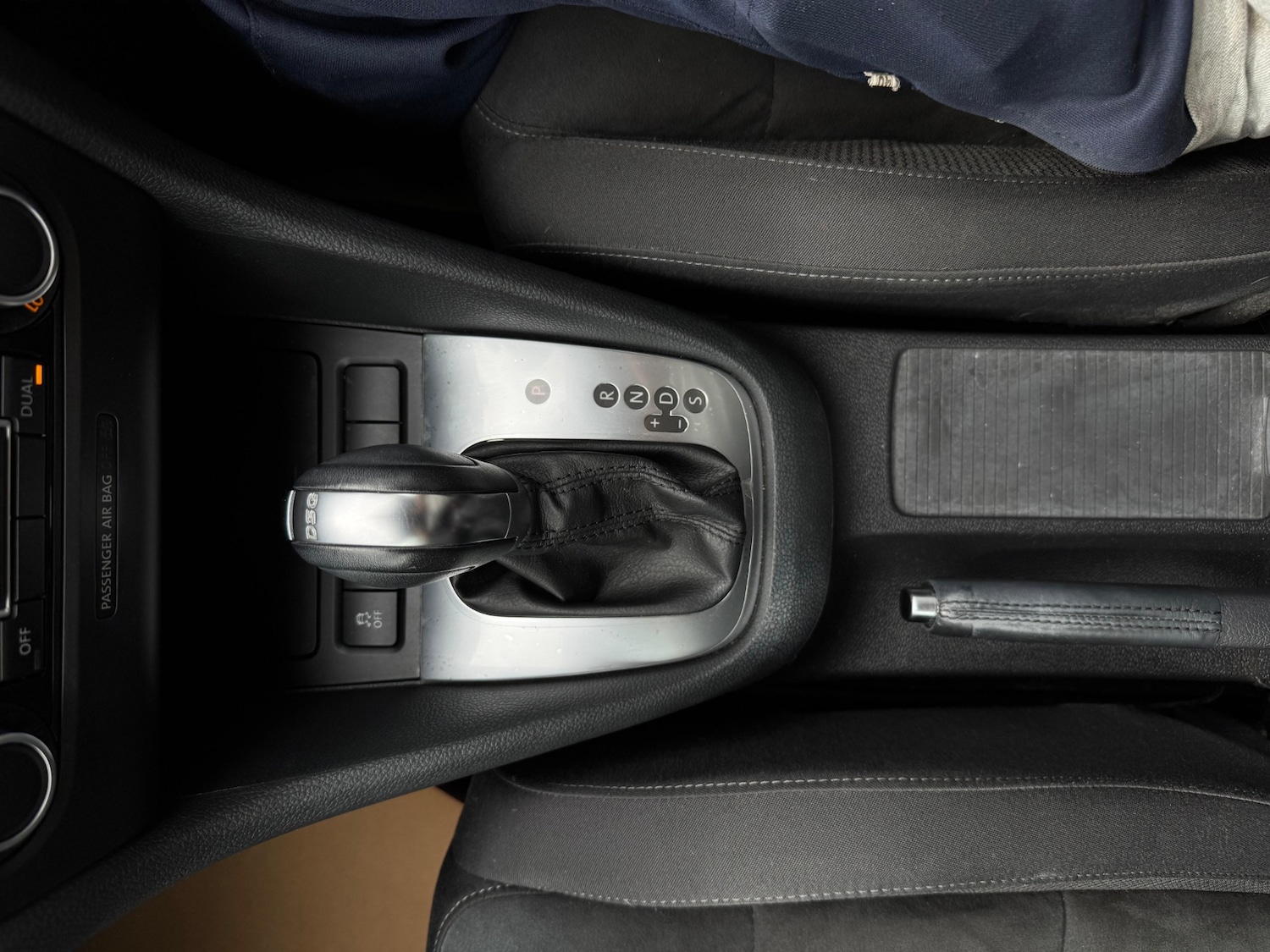 Used Volkswagen Golf 2012 for sale - 76381683: Photo 22