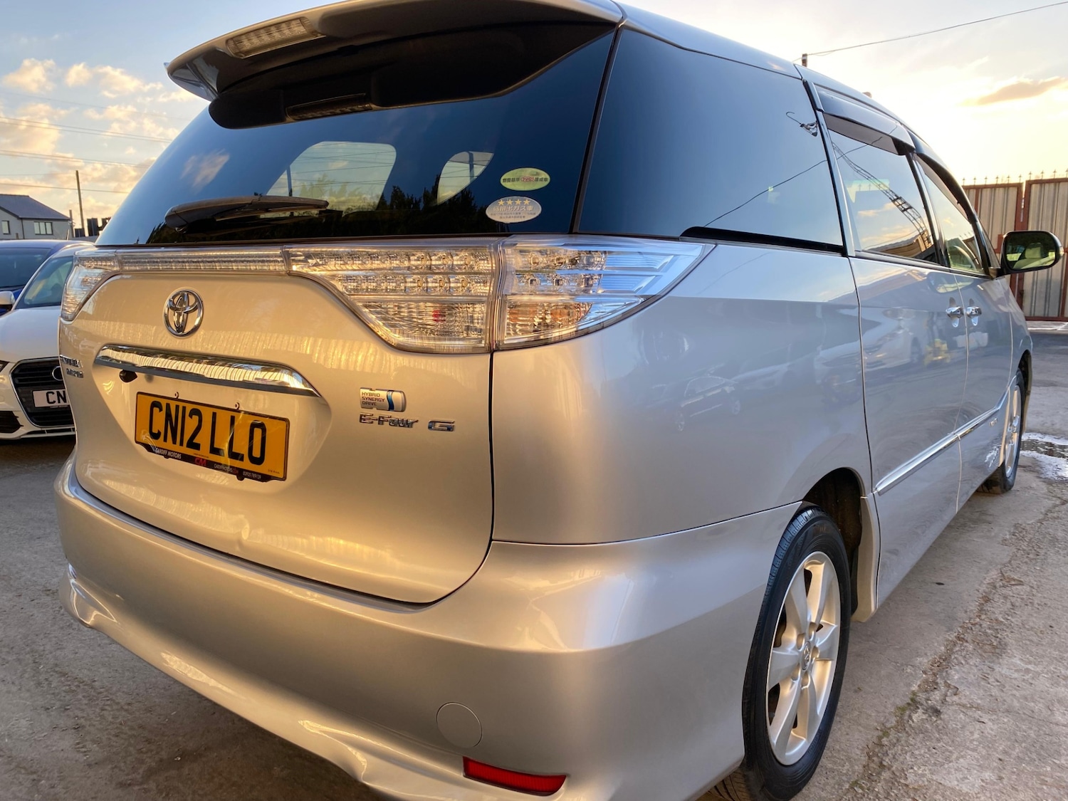 Used Toyota Estima 2012 for sale - 77728904: Photo 48