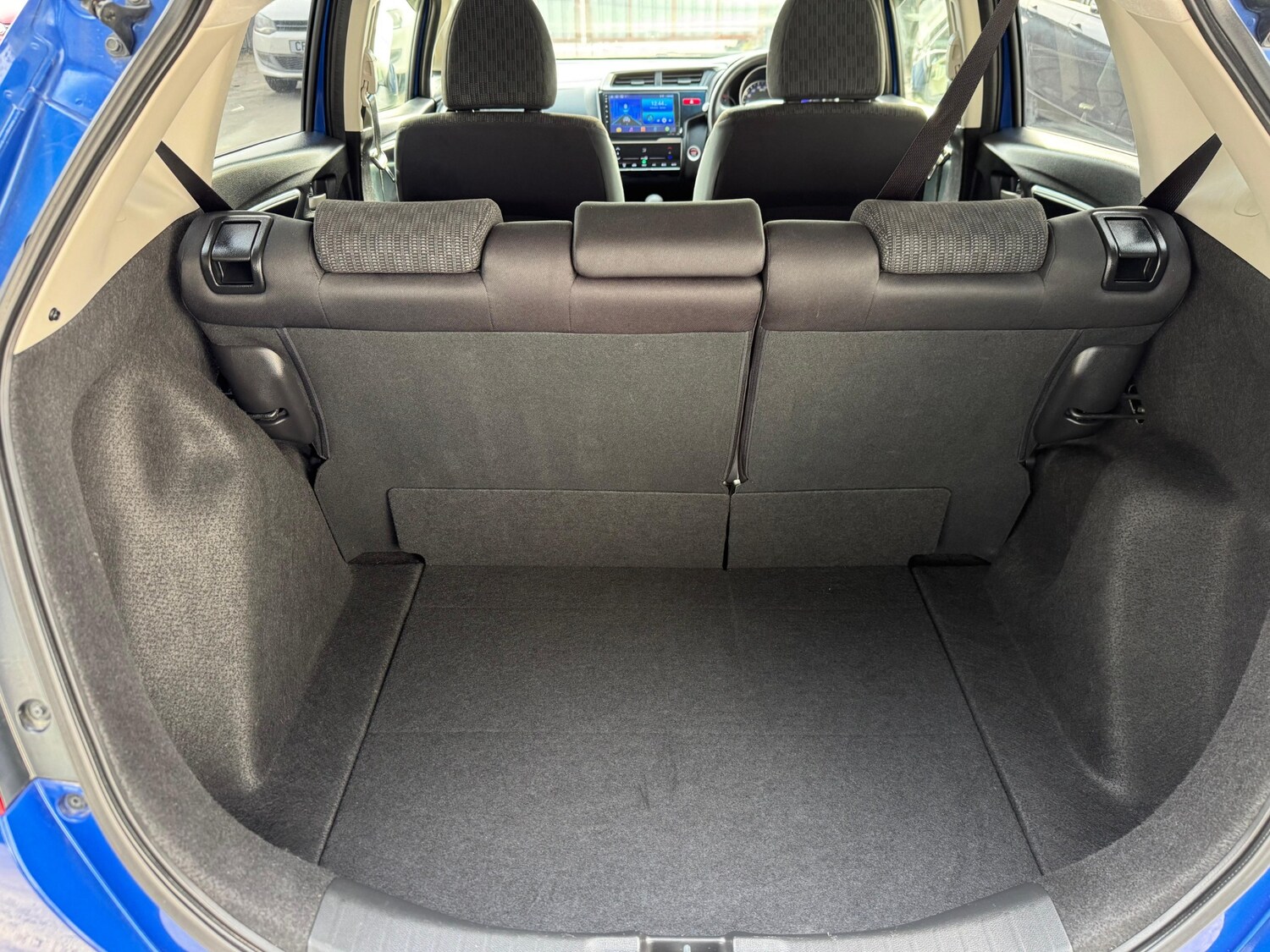 Used Honda Jazz 2014 for sale - 76048961: Photo 12