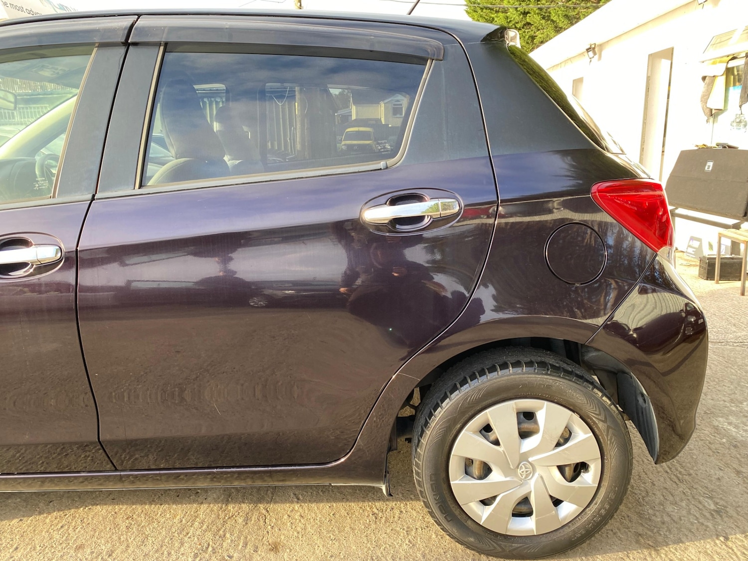 Used Toyota Vitz 2025 for sale - 77255619: Photo 9