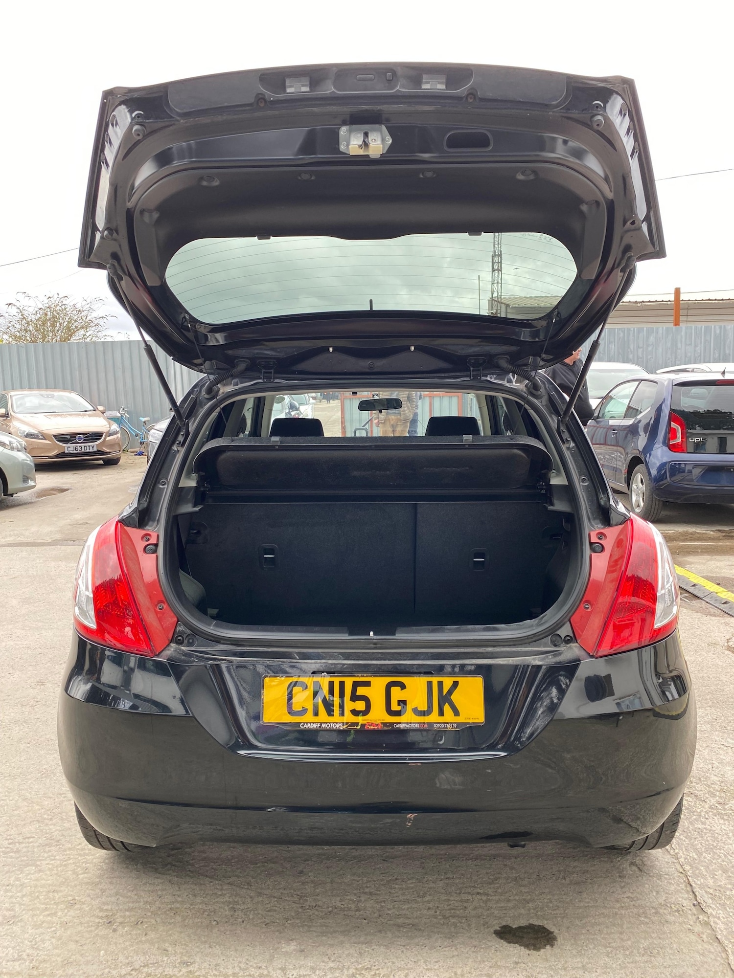 Used Suzuki Swift 2015 for sale - 77893556: Photo 10