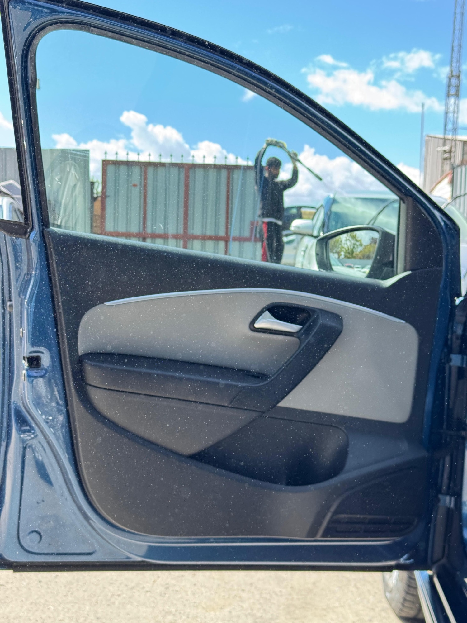 Vehicle 28