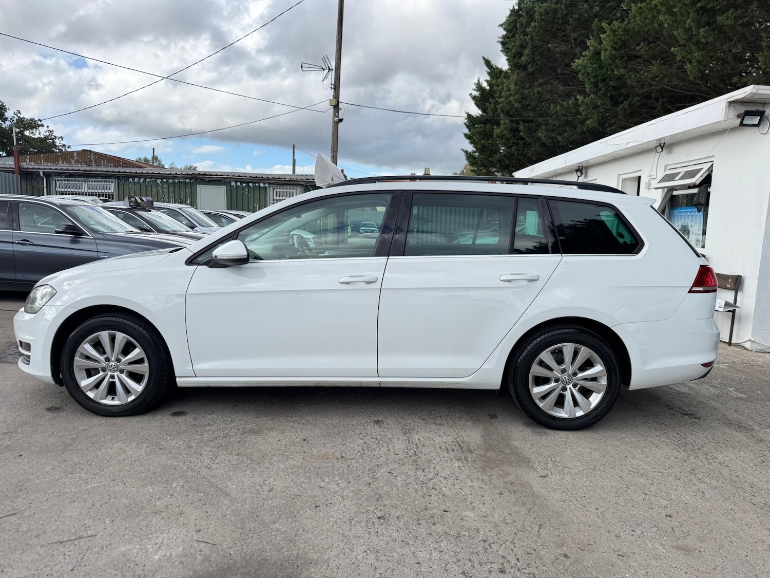 Used Volkswagen Golf 2025 for sale - 76608980: Photo 7