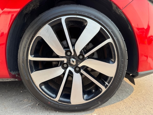 Used Renault Clio 2014 for sale - 76288682: Photo 32