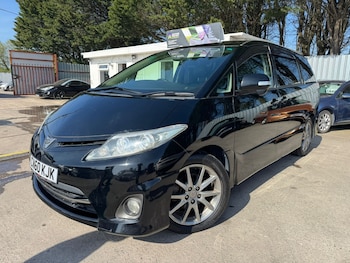 Used Toyota Estima 2010 for sale - 79389404: Photo