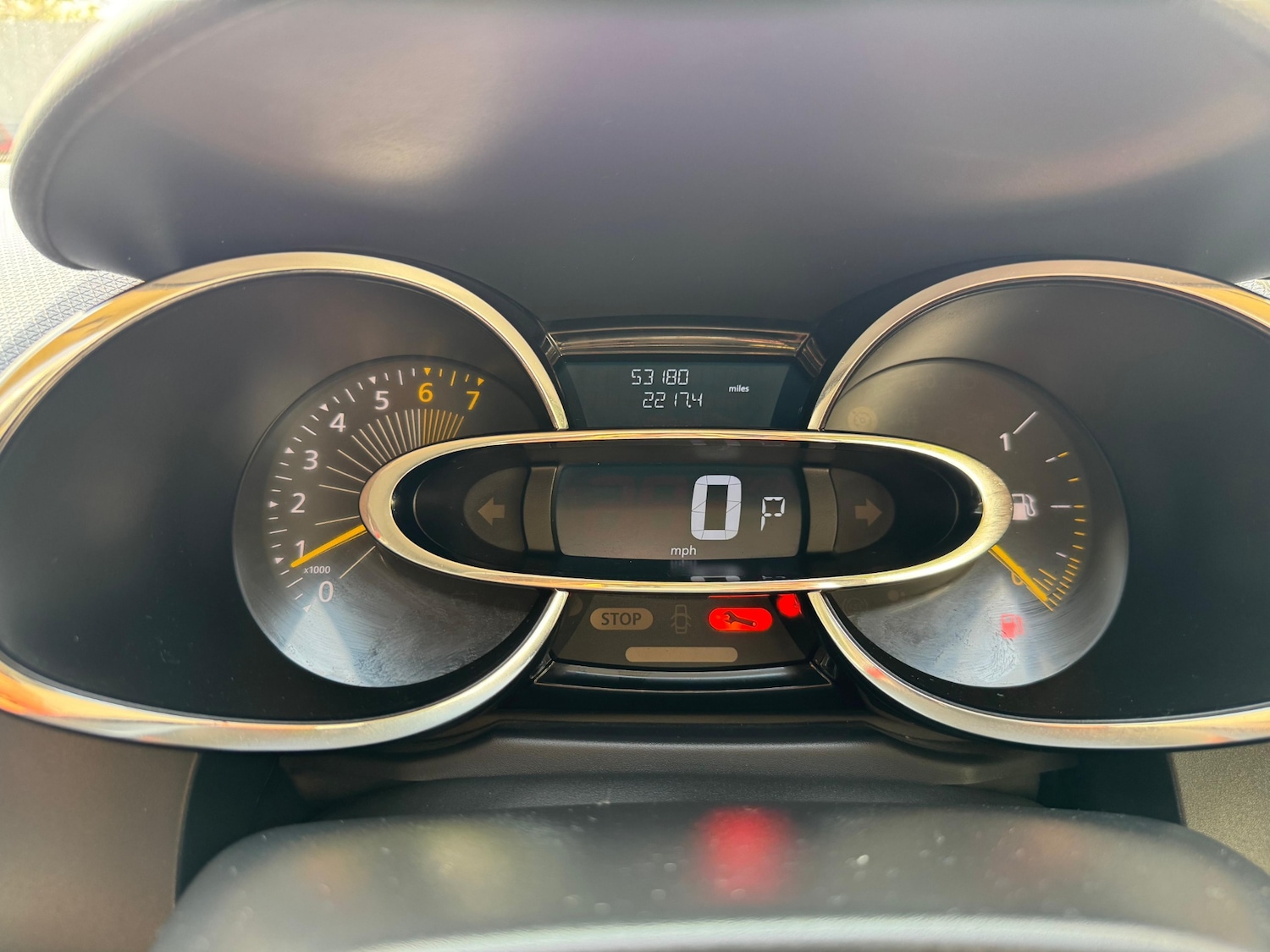 Used Renault Clio 2014 for sale - 76390319: Photo 19