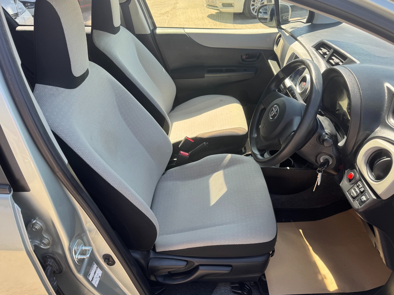 Used Toyota Vitz 2025 for sale - 76195234: Photo 14