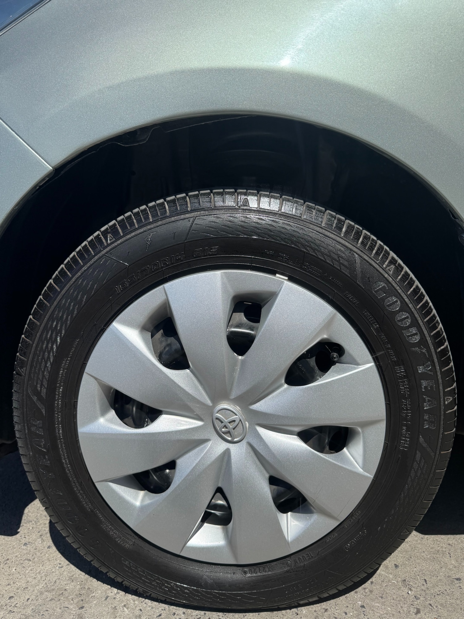 Used Toyota Vitz 2025 for sale - 76195234: Photo 32