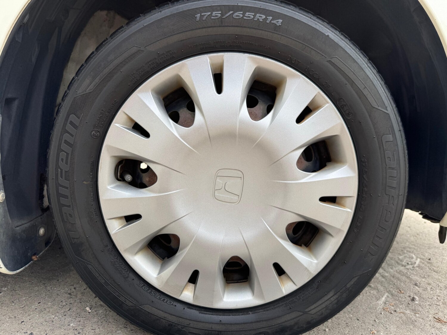 Used Honda Fit 2012 for sale - 76078352: Photo 34