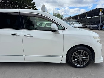 Used Nissan Elgrand 2012 for sale - 79138803: Photo