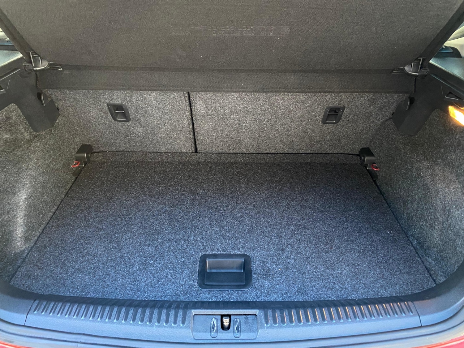 Used Volkswagen Polo 2015 for sale - 77340617: Photo 11