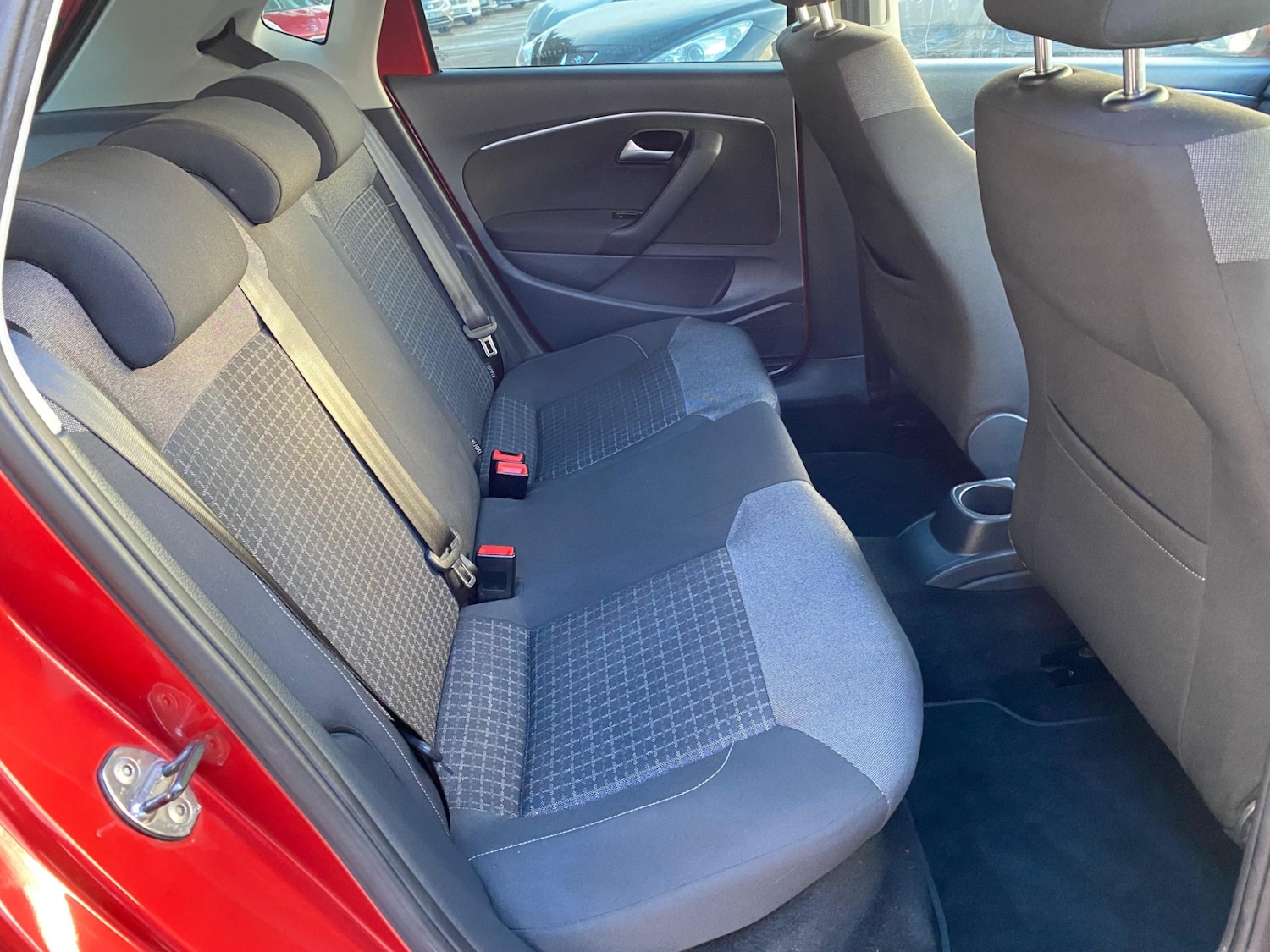 Used Volkswagen Polo 2015 for sale - 77340617: Photo 14