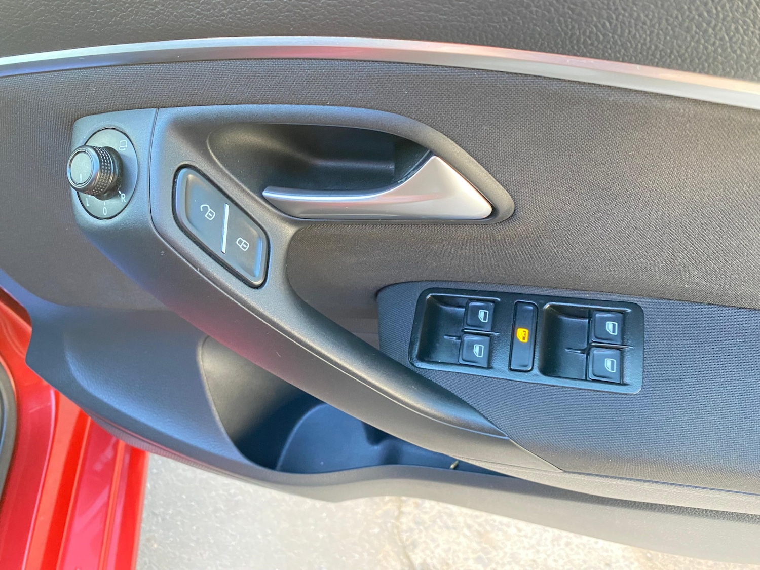 Used Volkswagen Polo 2015 for sale - 77340617: Photo 23