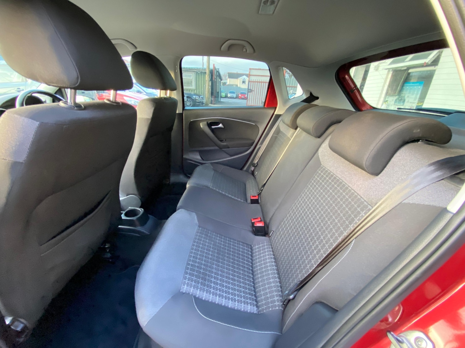 Used Volkswagen Polo 2015 for sale - 77340617: Photo 28