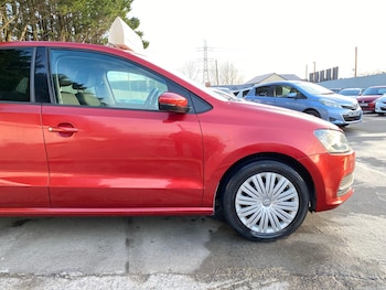 Used Volkswagen Polo 2015 for sale - 77340617: Photo