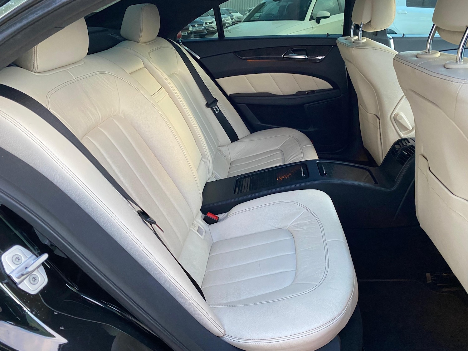 Used Mercedes-Benz CLS 2011 for sale - 76557155: Photo 14