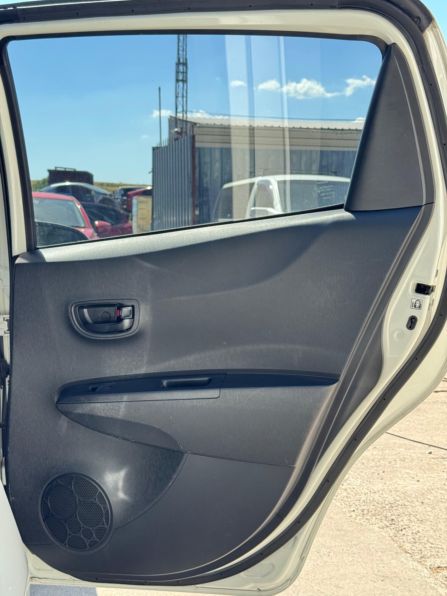 Used Toyota Vitz 2025 for sale - 77293004: Photo 26