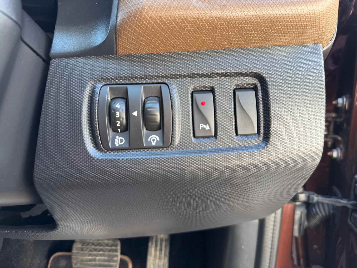 Used Renault Clio 2014 for sale - 77442038: Photo 23