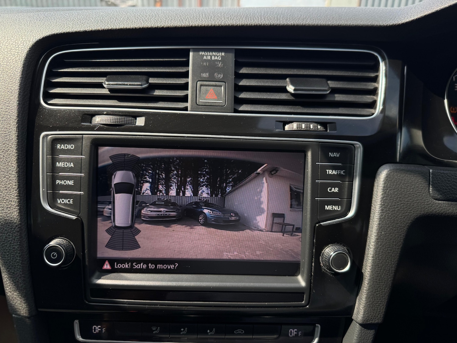 Used Volkswagen Golf 2014 for sale - 76400126: Photo 20