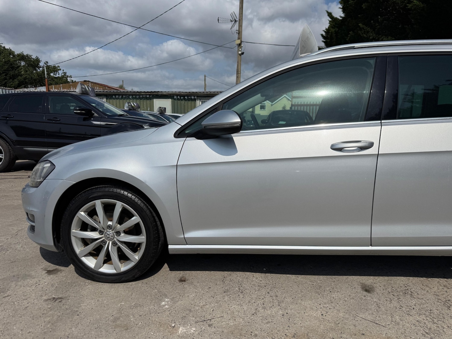 Used Volkswagen Golf 2014 for sale - 76400126: Photo 8