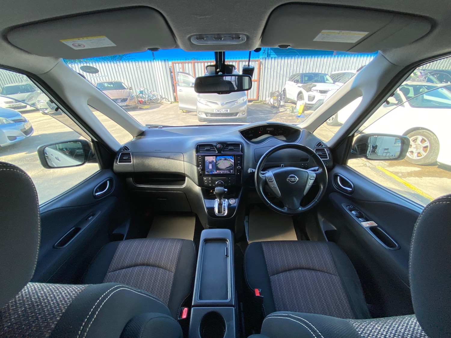 Used Nissan Serena 2015 for sale - 78145607: Photo 17